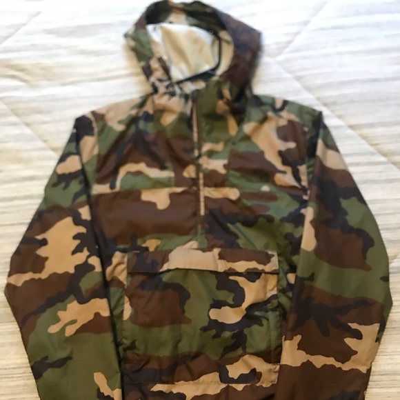 north face camo fanorak